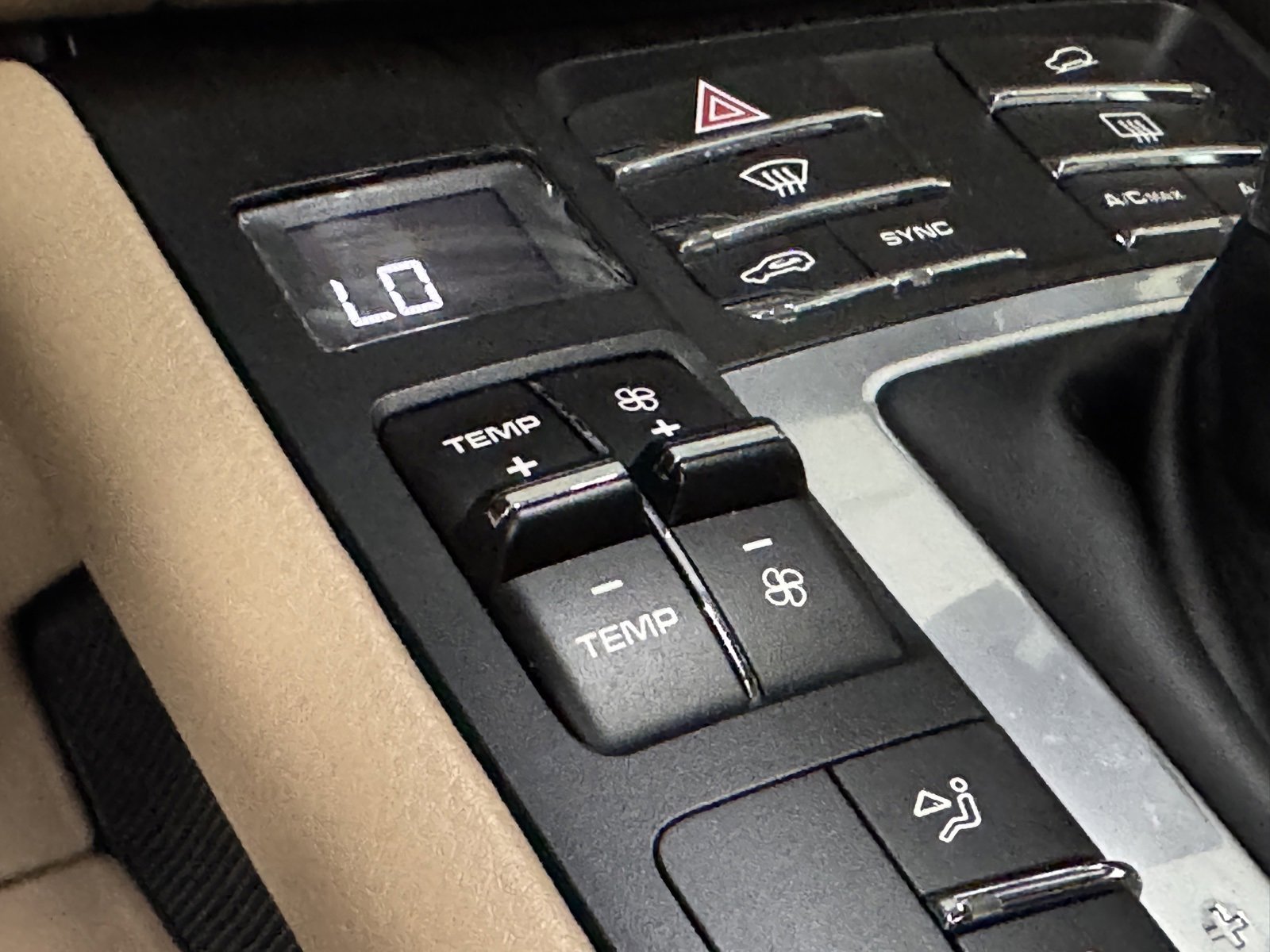 Used 2019 Porsche Macan Base image 31