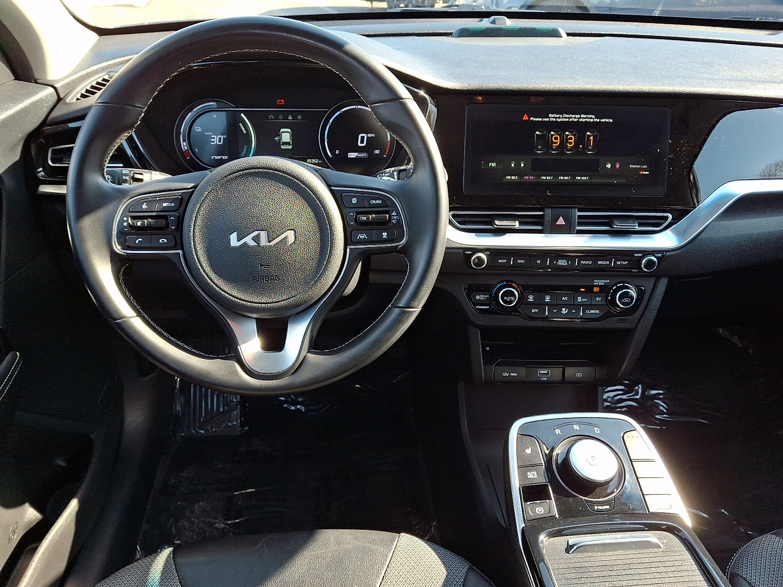 Certified 2022 Kia Niro EX image 10