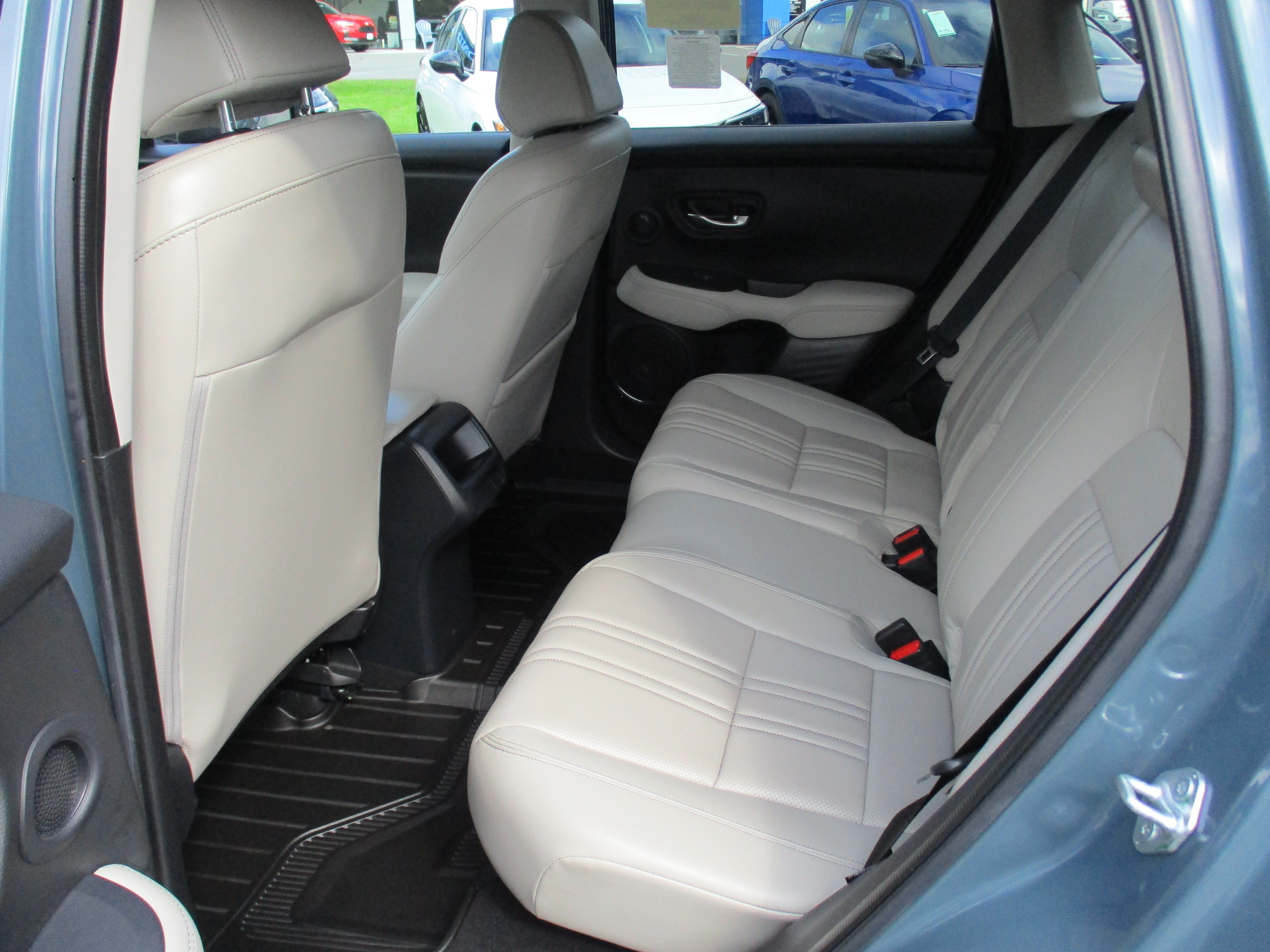 Certified 2024 Honda HR-V EX-L image 13