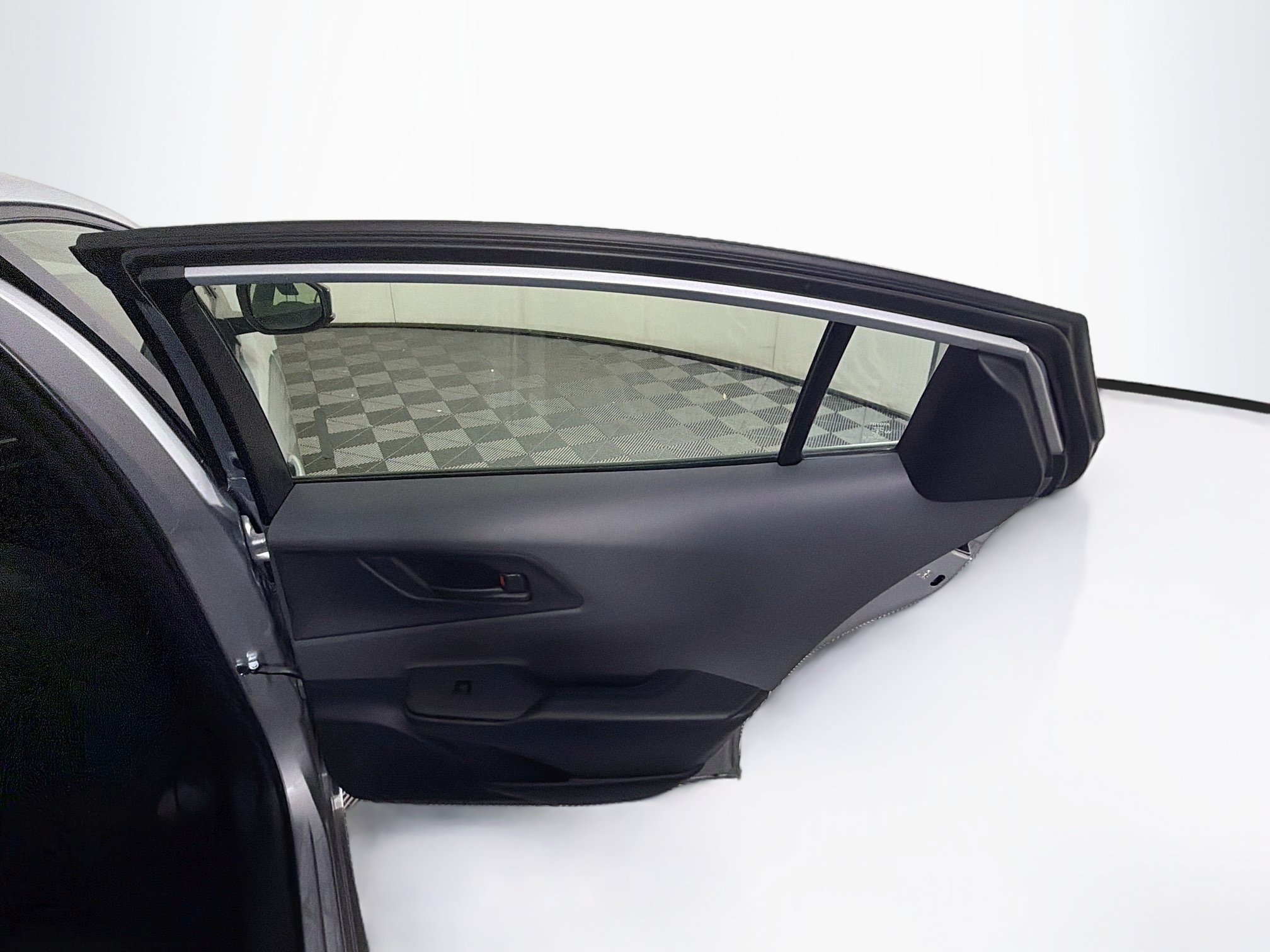 Used 2026 Toyota Prius LE FWD image 29