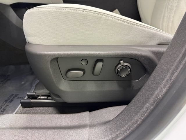 New 2026 Buick Envision Avenir AWD/4WD image 13