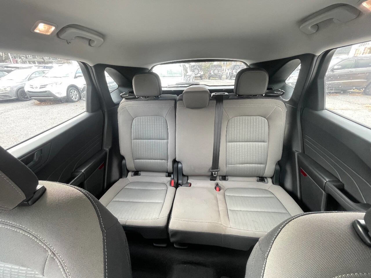 Used 2022 Ford Escape S image 23