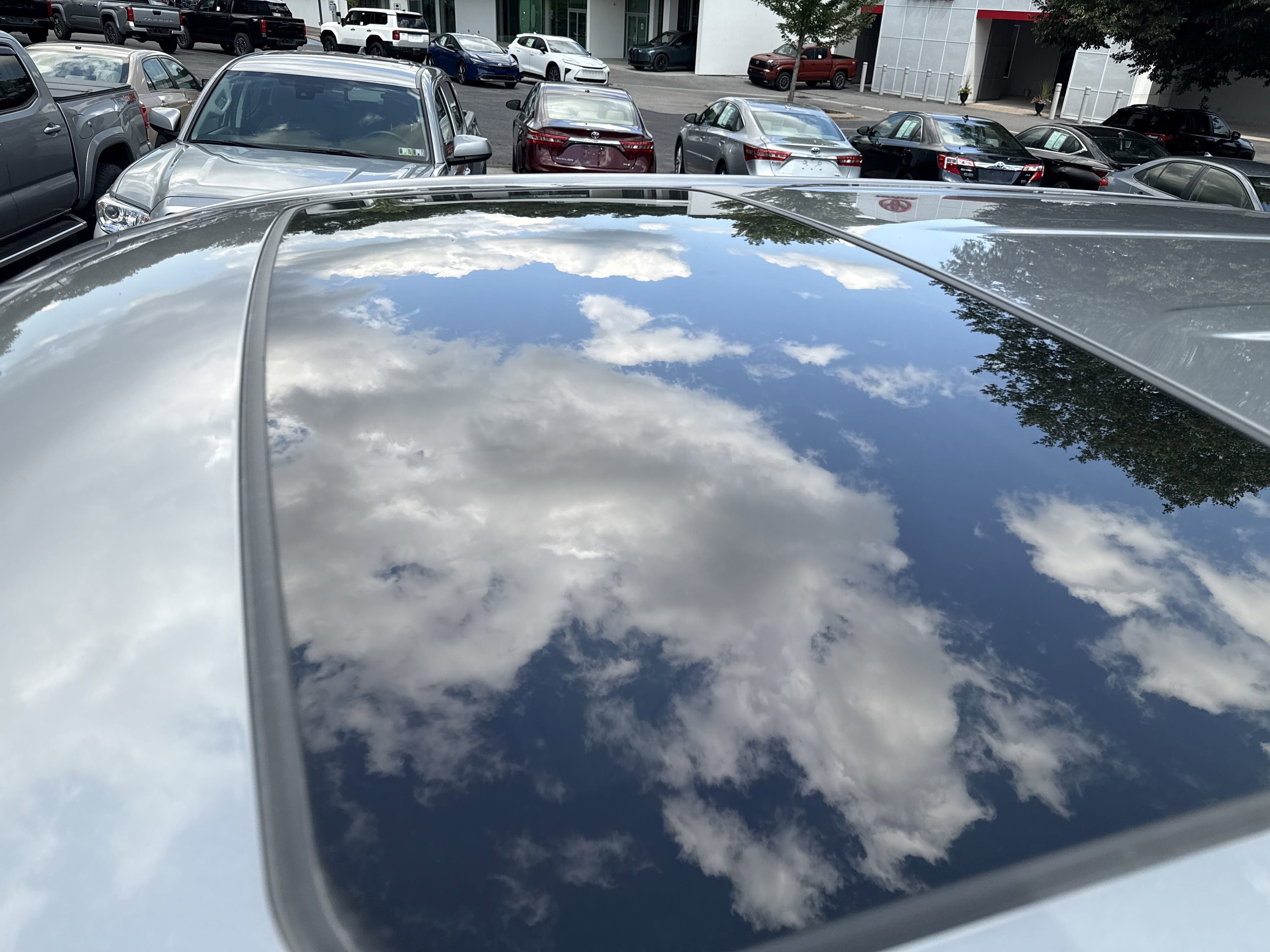 Used 2020 Toyota Tundra Limited image 7