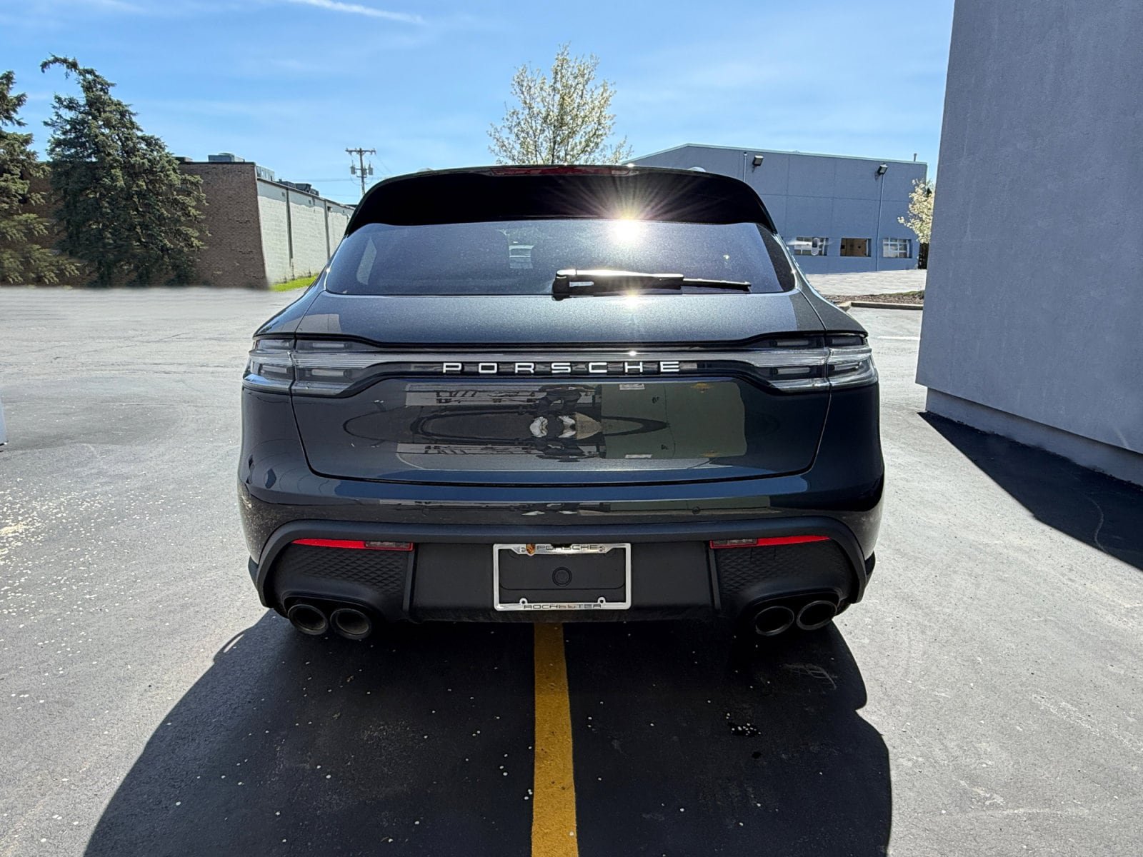 Certified 2026 Porsche Macan AWD/4WD image 11
