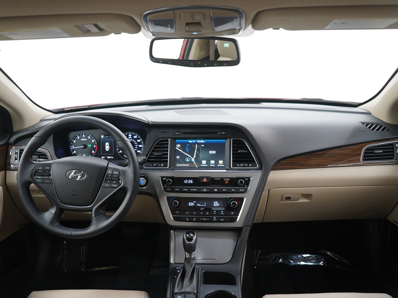 Used 2017 Hyundai Sonata Limited w/ Tech Package 03 FWD image 13
