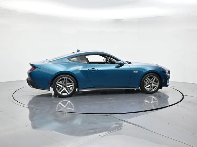 New 2026 Ford Mustang GT video 3