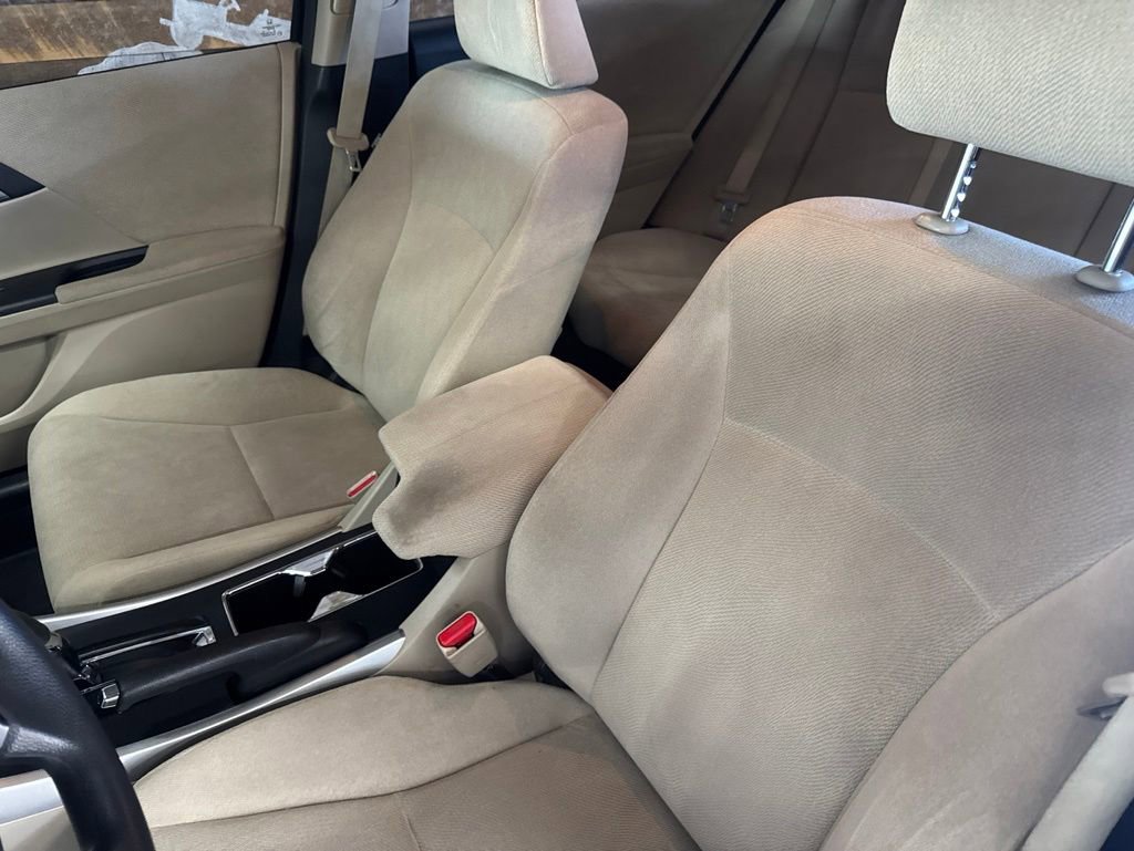 Used 2013 Honda Accord LX image 9