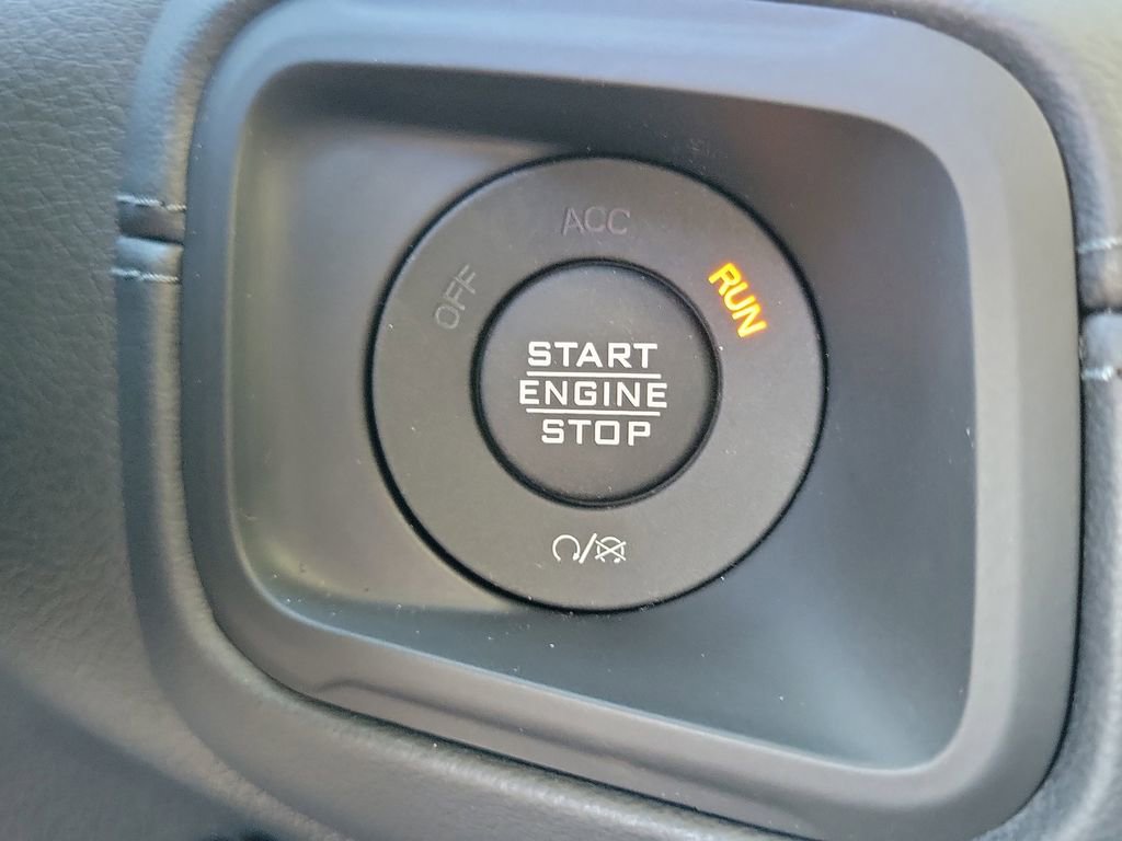 New 2026 Jeep Gladiator Mojave AWD/4WD image 11