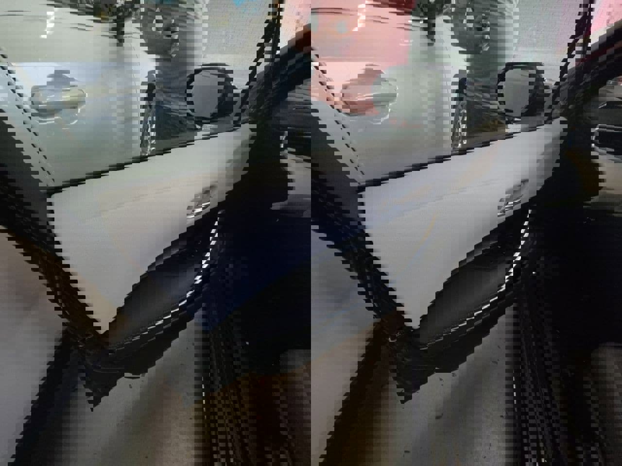 Used 2023 Toyota Corolla SE w/ SE Premium Package image 6