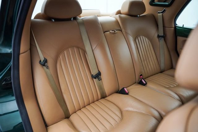 Used 2002 Bentley Arnage R RWD image 27