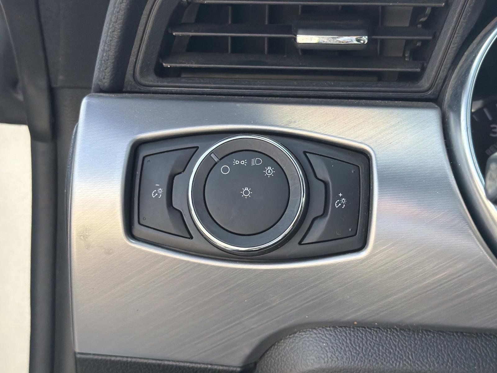 Used 2023 Ford Mustang Premium image 17