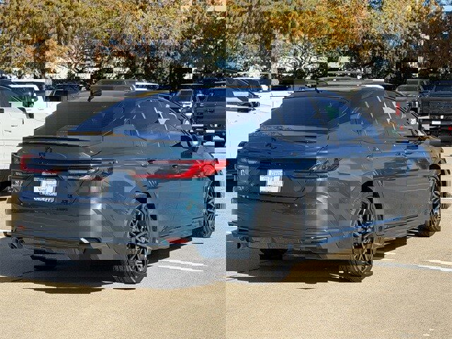 Used 2025 Toyota Camry XSE image 4