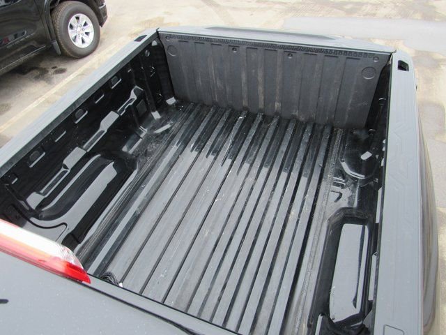 Used 2023 Chevrolet Colorado W/T image 20