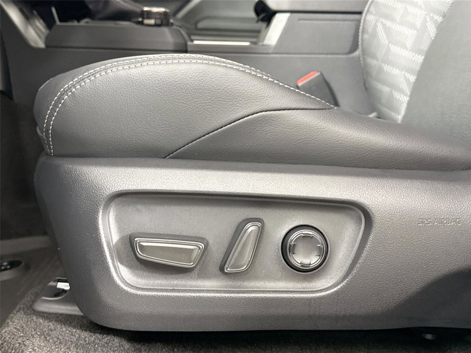 Certified 2026 Toyota 4Runner TRD Off-Road Premium image 31