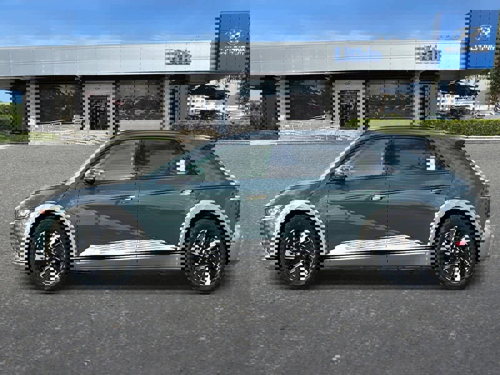 New 2026 Hyundai Ioniq 5 Limited image 5