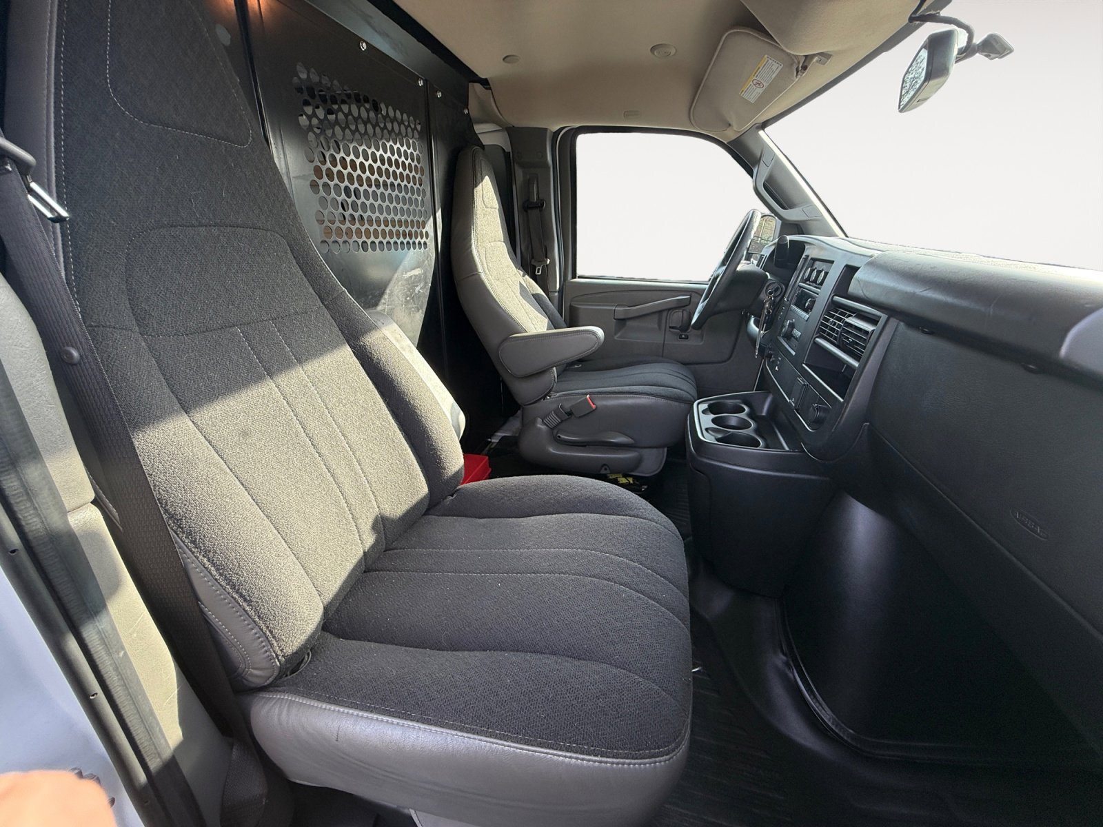 Used 2024 Chevrolet Express 2500 w/ Driver Convenience Package image 18