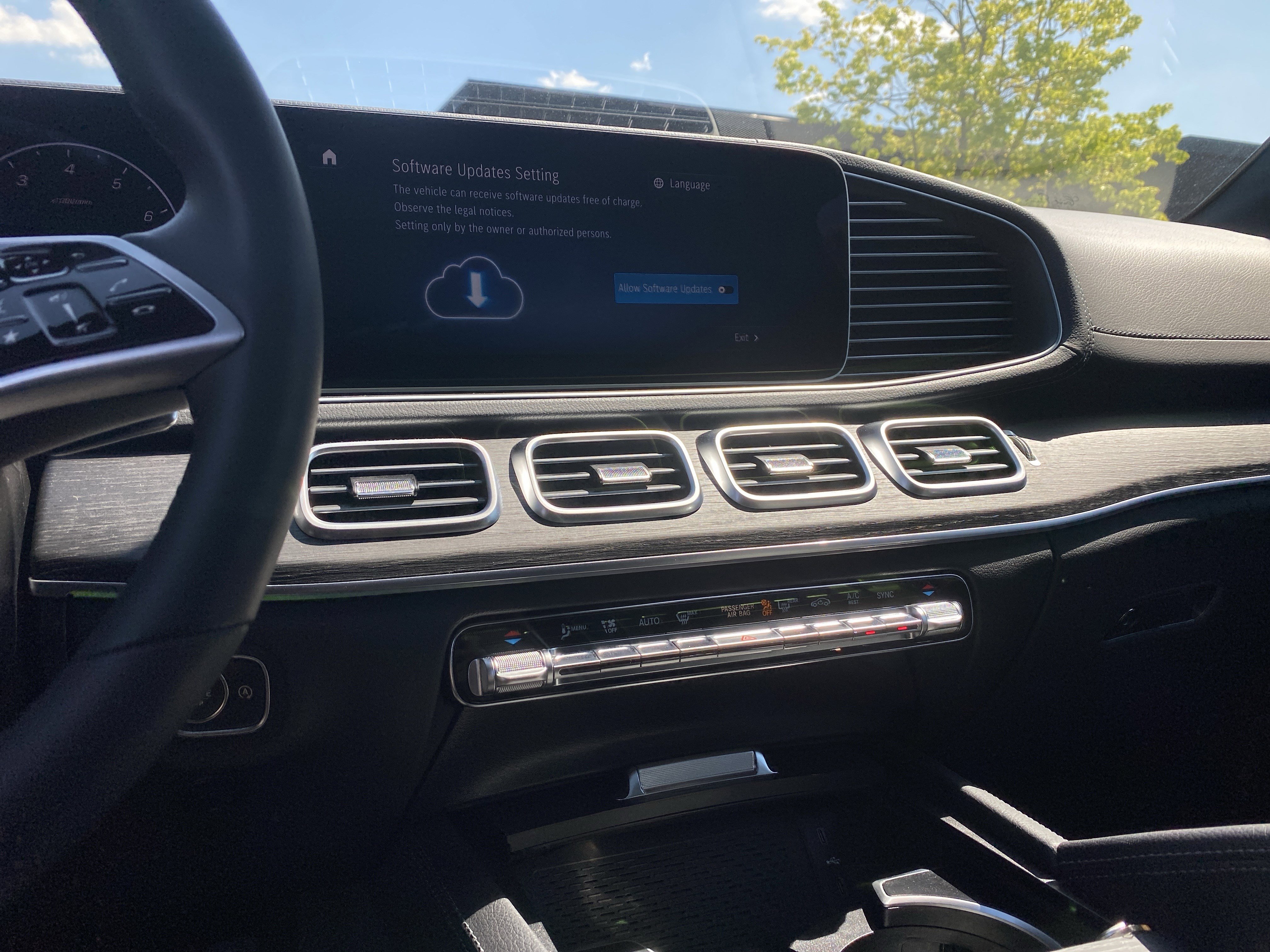 Used 2025 Mercedes-Benz GLE 450 4MATIC Coupe image 65