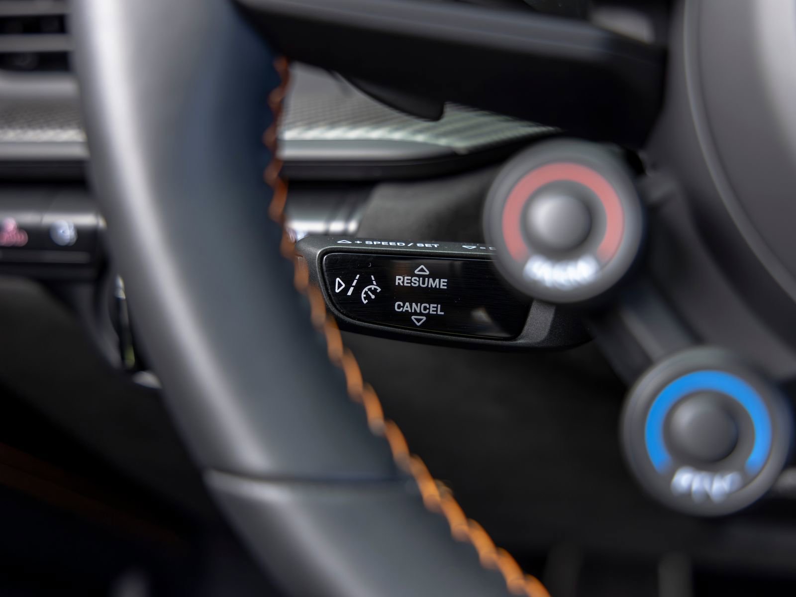 Certified 2025 Porsche 911 GT3 RS image 39