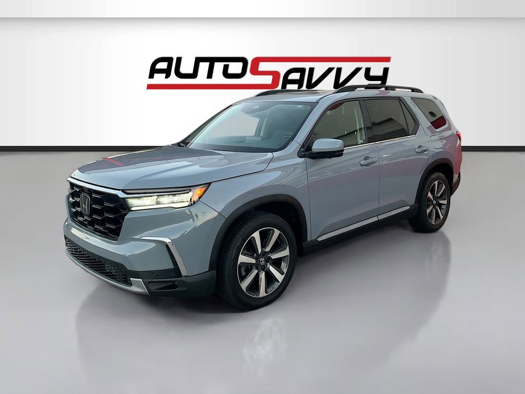 Used 2023 Honda Pilot Elite image 3