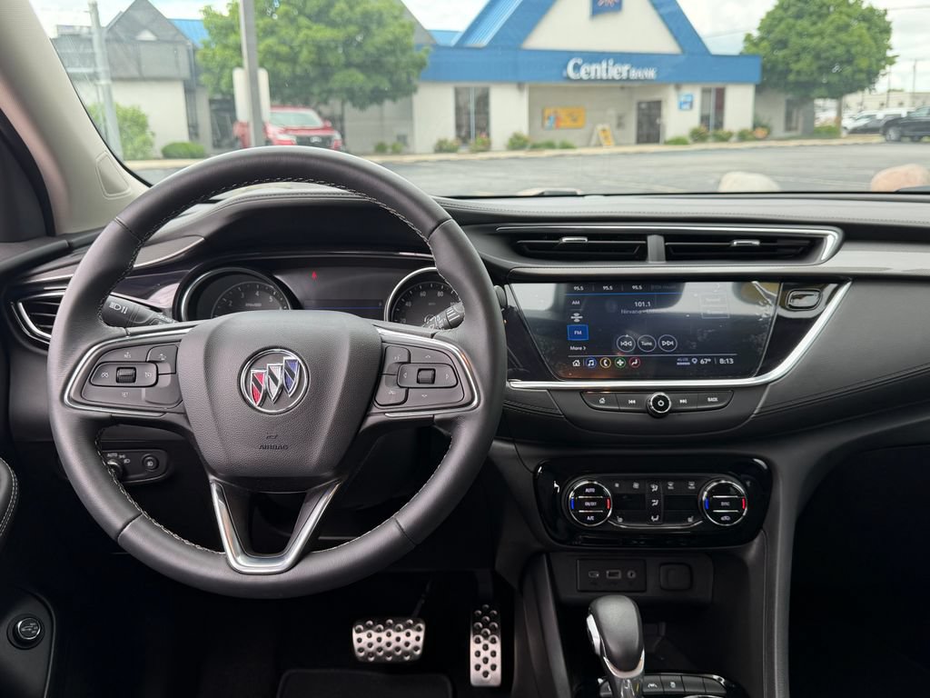 Used 2023 Buick Encore GX Select w/ Sport Touring Package FWD image 26