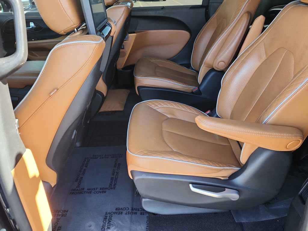 Used 2023 Chrysler Pacifica Pinnacle image 10