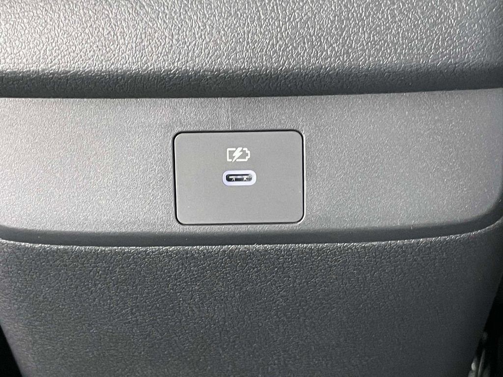 New 2026 Nissan Sentra SR w/ SR Premium Package FWD image 10