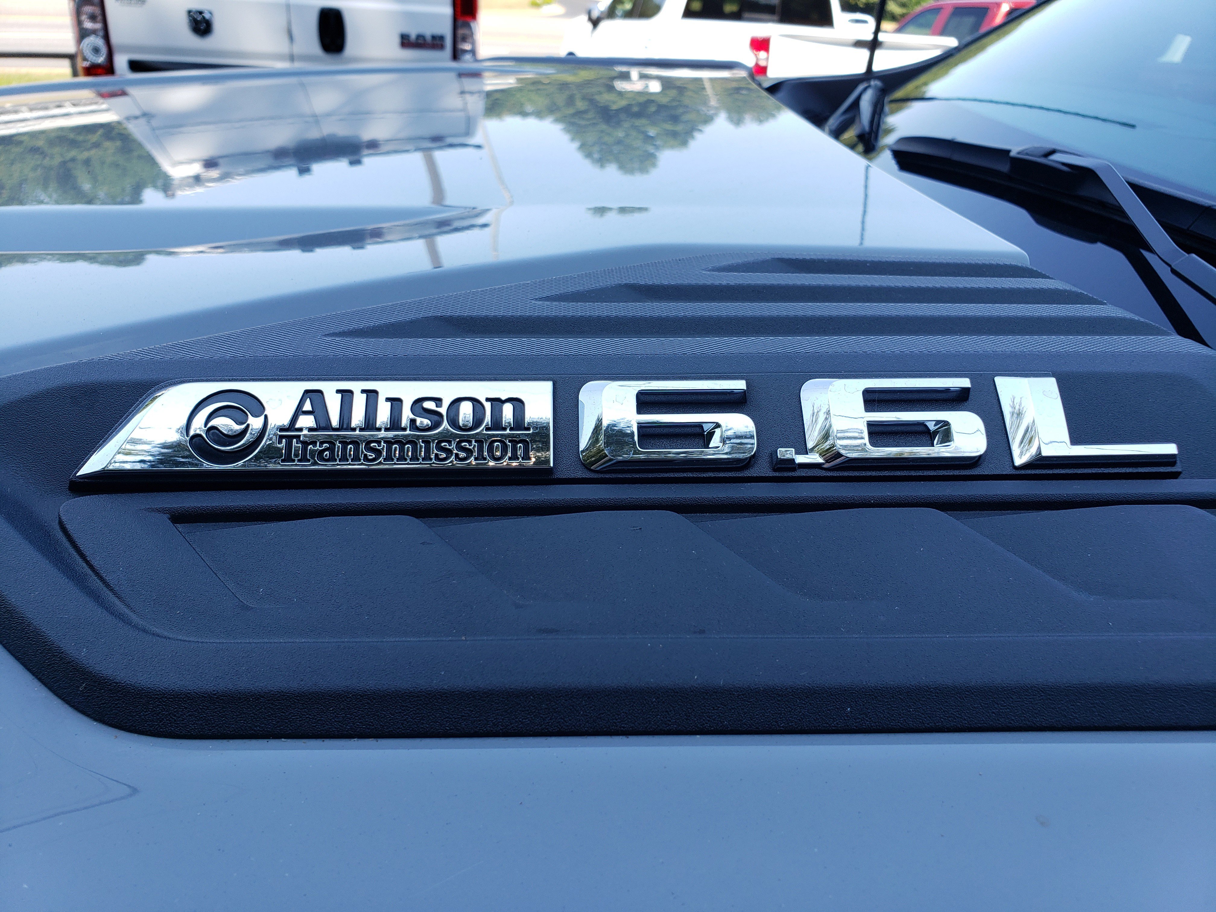 Used 2024 Chevrolet Silverado 2500 ZR2 w/ Technology Package image 10