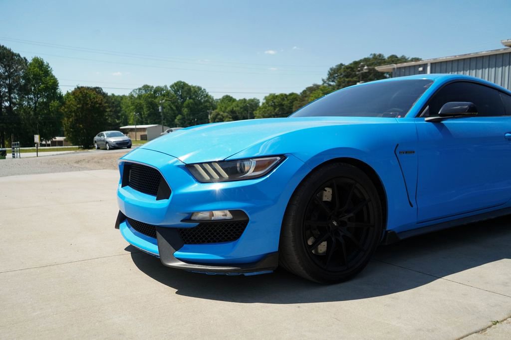 Used 2017 Ford Mustang Shelby GT350 RWD image 16