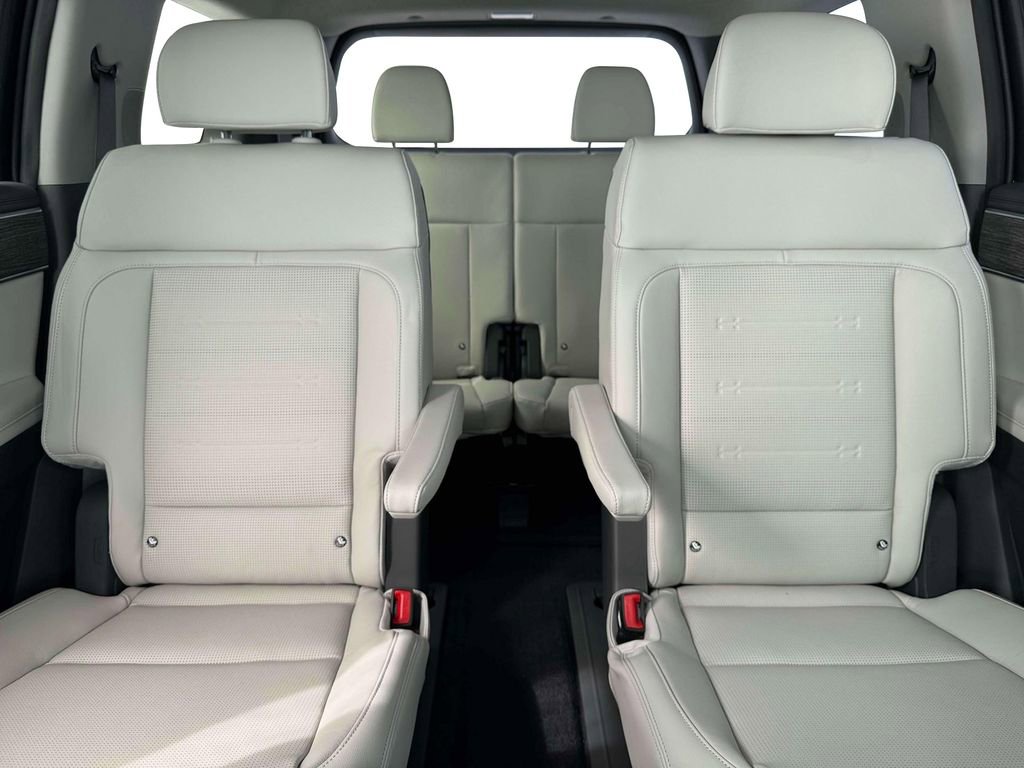 New 2026 Hyundai Santa Fe Limited AWD/4WD image 24