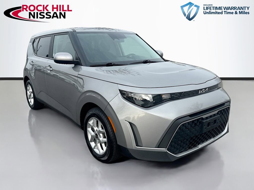 Used 2023 Kia Soul LX w/ Option Group 015