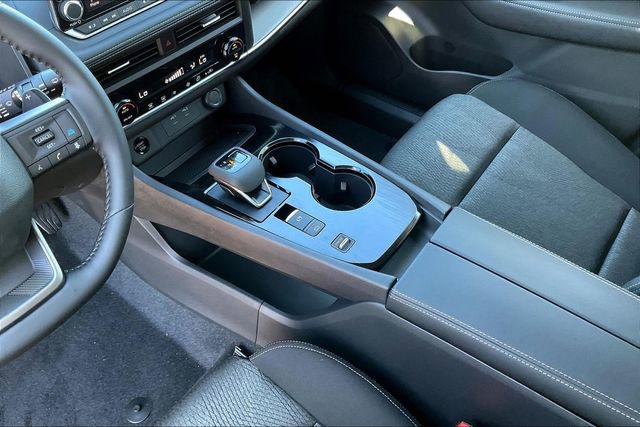 New 2026 Nissan Rogue SV image 6