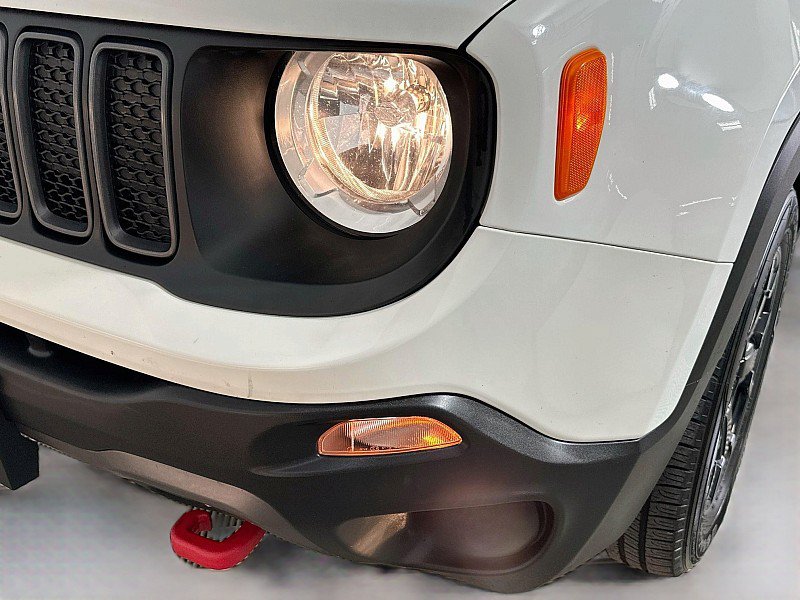 Used 2023 Jeep Renegade Trailhawk AWD/4WD image 25