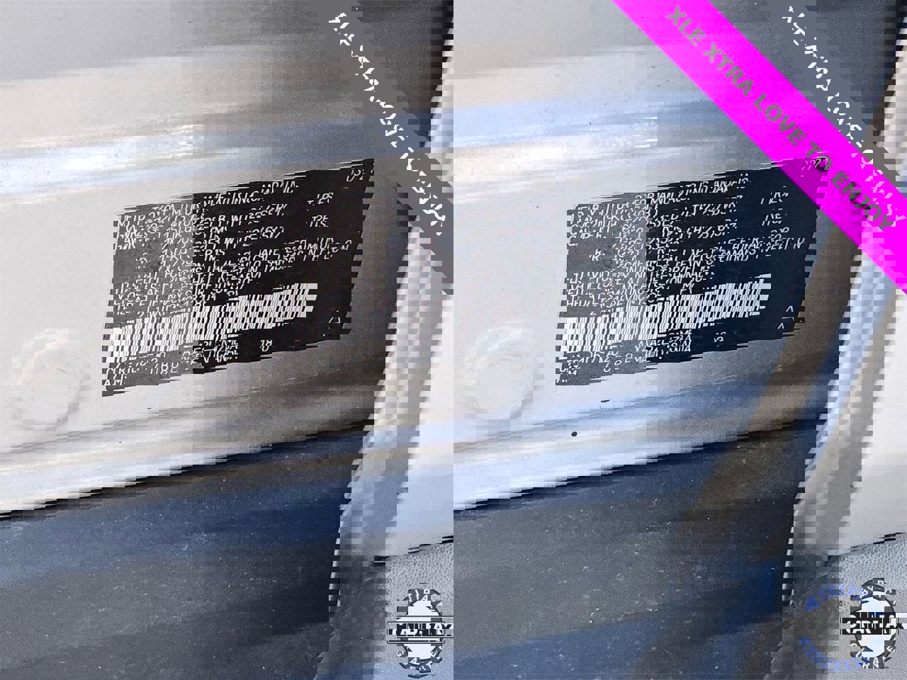 Used 2021 Toyota RAV4 XLE image 27