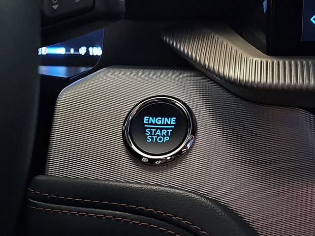 Used 2025 Ford Explorer Active image 18