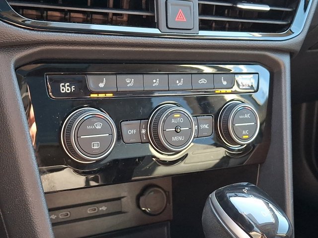 Certified 2023 Volkswagen Taos SEL AWD/4WD image 21
