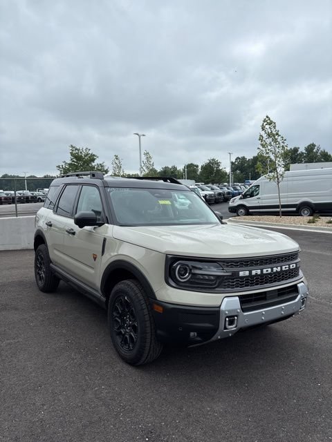New 2025 Ford Bronco Sport Badlands w/ Badlands Tech Package AWD/4WD image 1