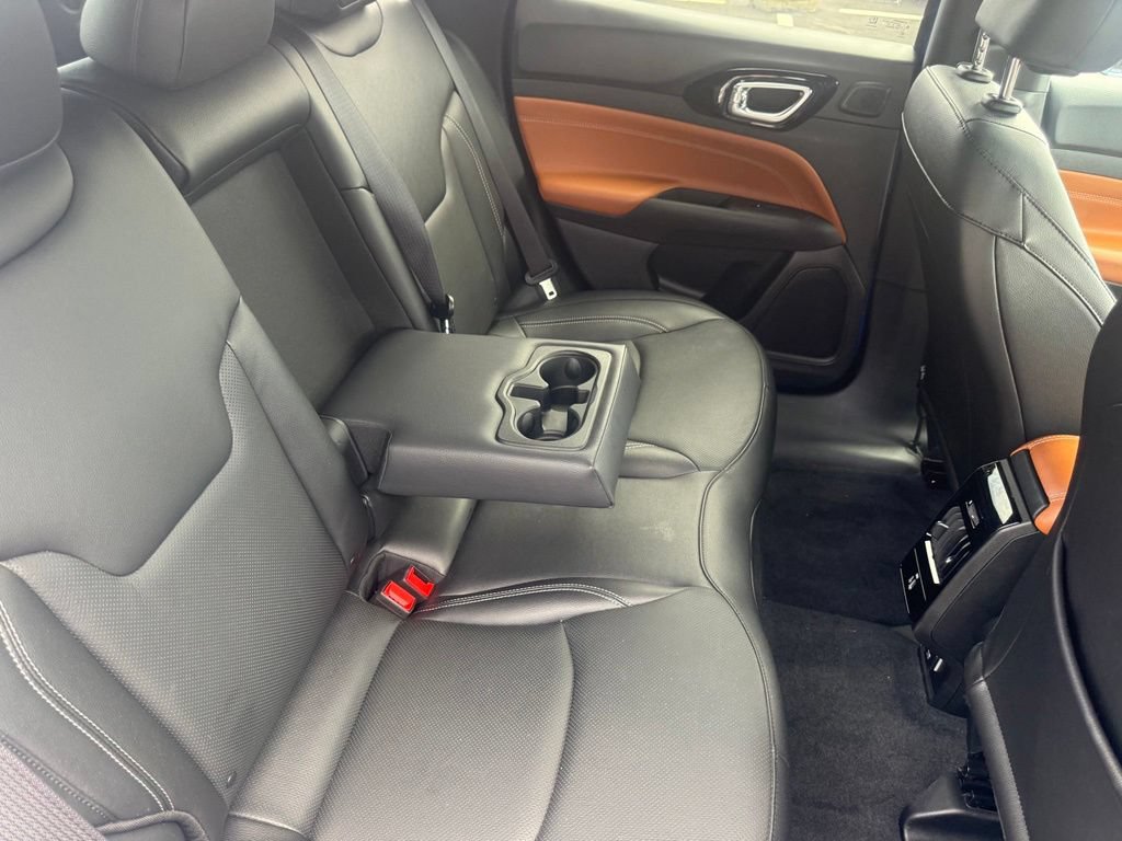Used 2025 Jeep Compass Limited w/ Elite Group AWD/4WD image 49
