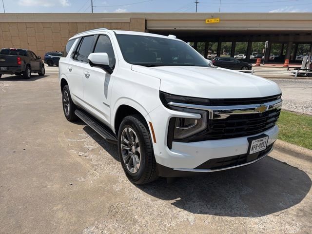 Used 2026 Chevrolet Tahoe LS RWD image 1