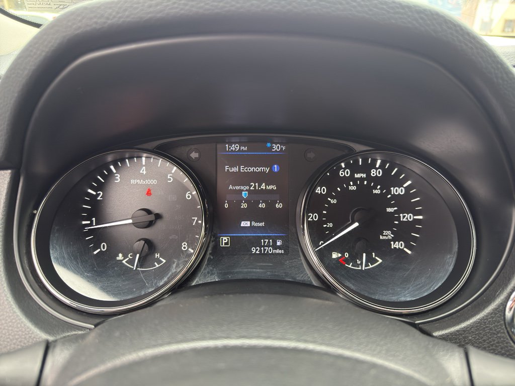 Used 2018 Nissan Rogue SV AWD/4WD image 13