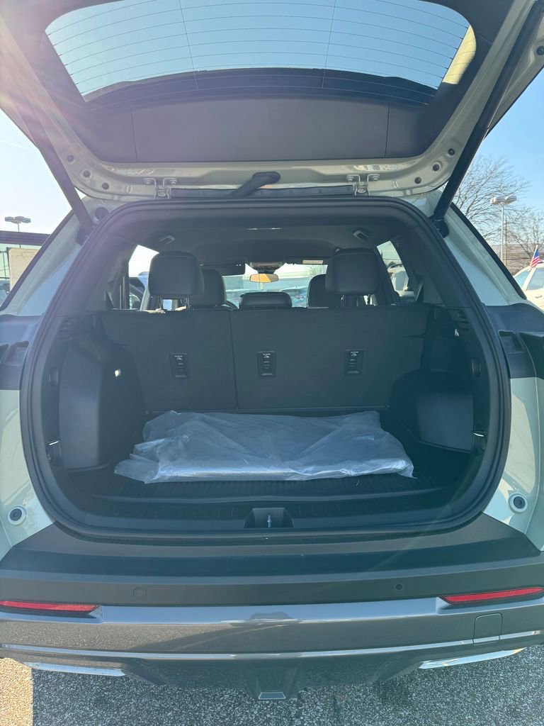 New 2026 Chevrolet Equinox ACTIV w/ Convenience Package III image 33