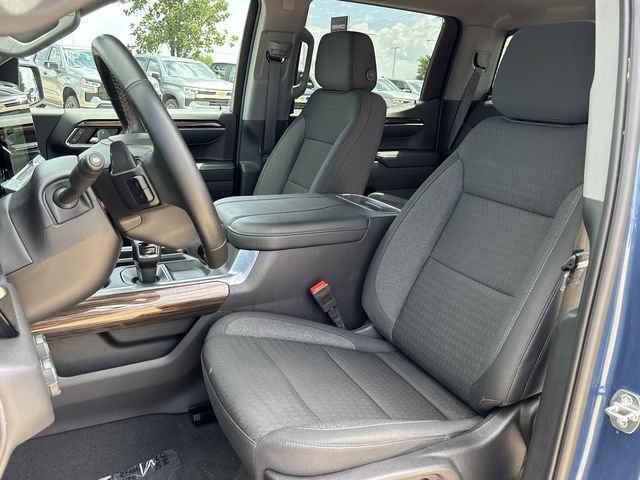 Used 2024 Chevrolet Silverado 1500 LT Trail Boss w/ Convenience Package II AWD/4WD image 26