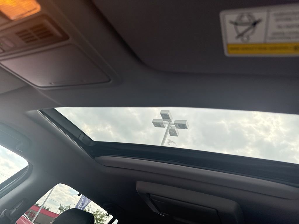 Used 2019 Honda Pilot Touring image 34