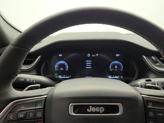 Used 2024 Jeep Grand Cherokee Laredo X w/ Luxury Tech Group I AWD/4WD image 29