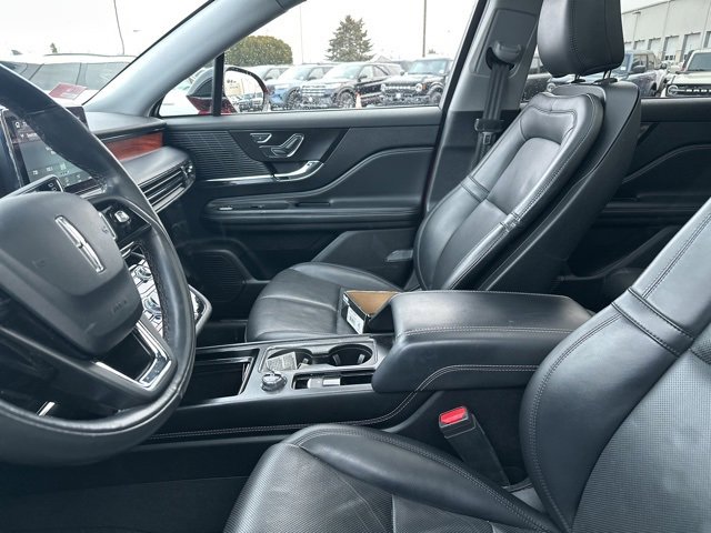 Used 2022 Lincoln Corsair Reserve w/ Equipment Group 201A image 7