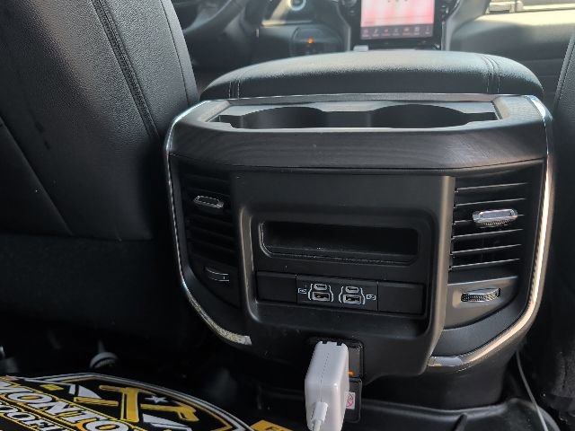Used 2025 RAM 2500 Laramie w/ Night Edition AWD/4WD image 13