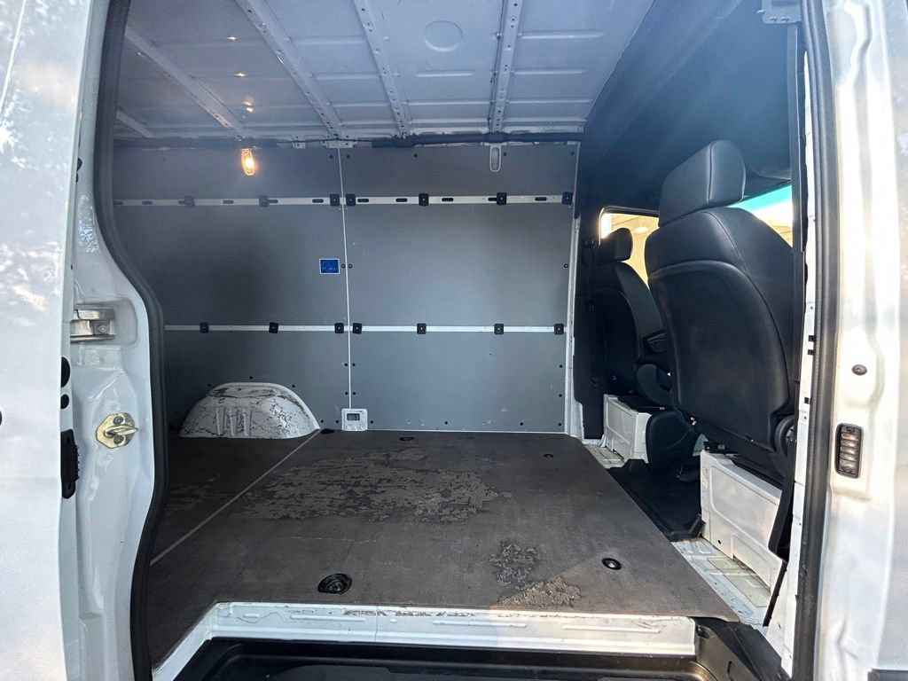 Used 2025 Mercedes-Benz Sprinter 2500 image 30