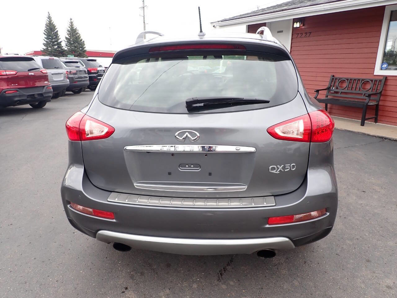 Used 2017 INFINITI QX50 AWD w/ Technology Package image 5