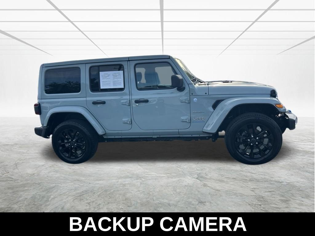 Used 2024 Jeep Wrangler Unlimited Sahara AWD/4WD image 4