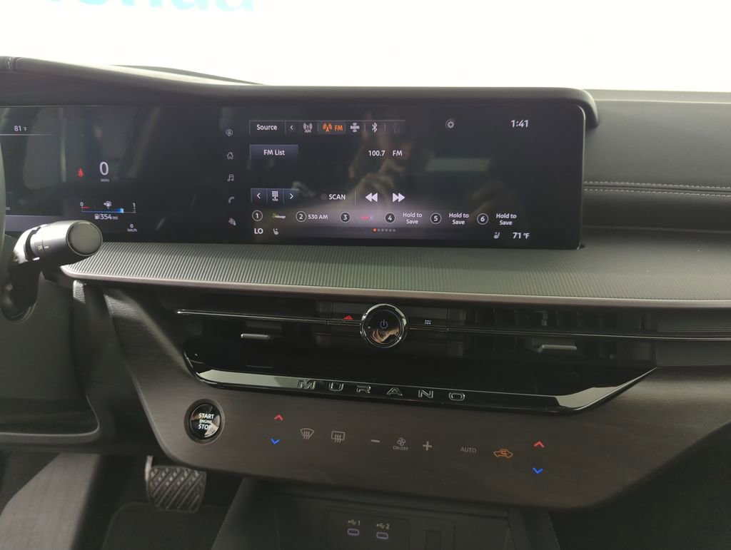 Used 2025 Nissan Murano SV image 13