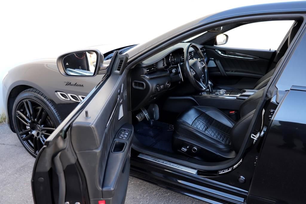 Used 2022 Maserati Quattroporte Modena image 2